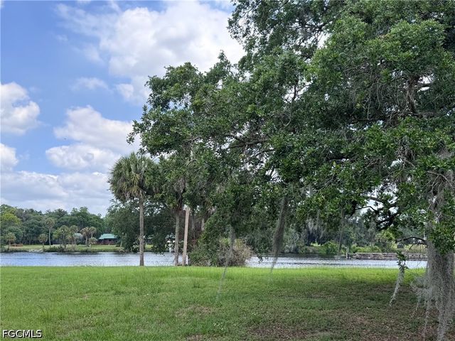 4500 Fort Denaud RD, Fort Denaud, FL 33935