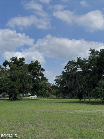 4500 Fort Denaud RD, Fort Denaud, FL 33935
