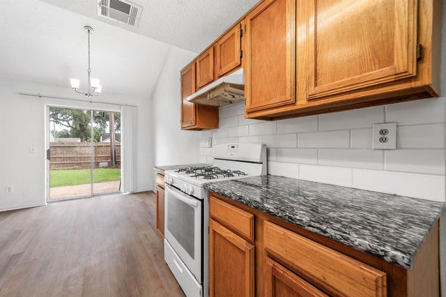 3411 E Heatherock Circle, Sugar Land, TX 77479