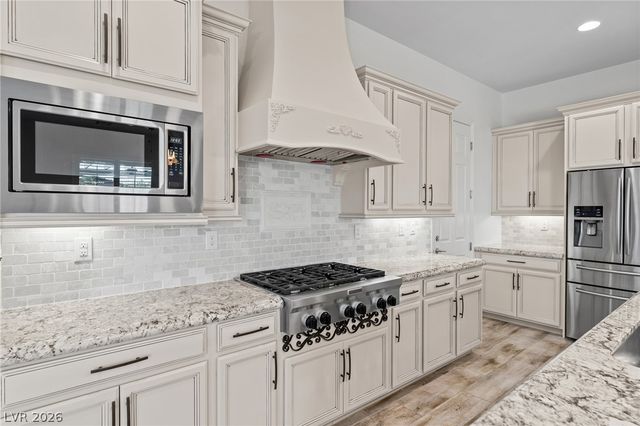 398 Pollino Peaks Street, Las Vegas, NV 89138