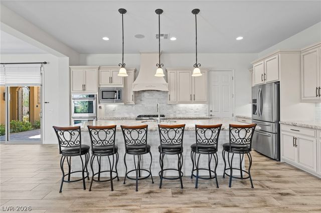 398 Pollino Peaks Street, Las Vegas, NV 89138