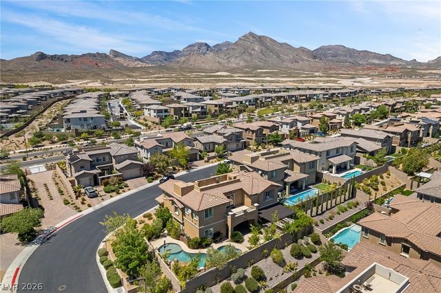 398 Pollino Peaks Street, Las Vegas, NV 89138