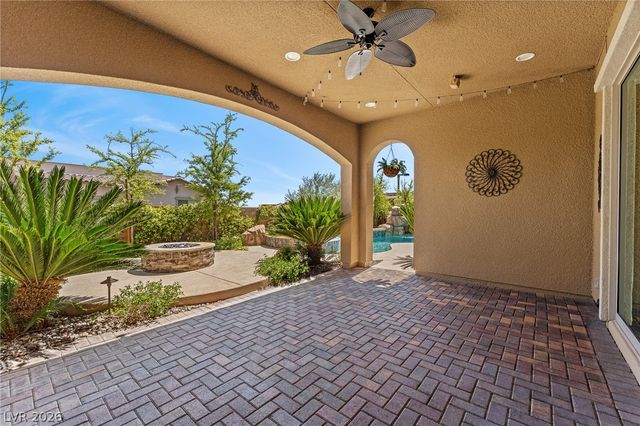 398 Pollino Peaks Street, Las Vegas, NV 89138