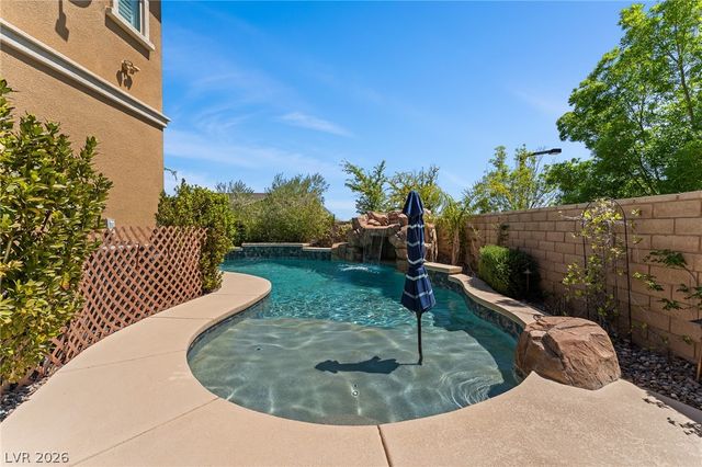 398 Pollino Peaks Street, Las Vegas, NV 89138