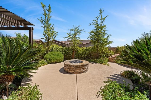 398 Pollino Peaks Street, Las Vegas, NV 89138