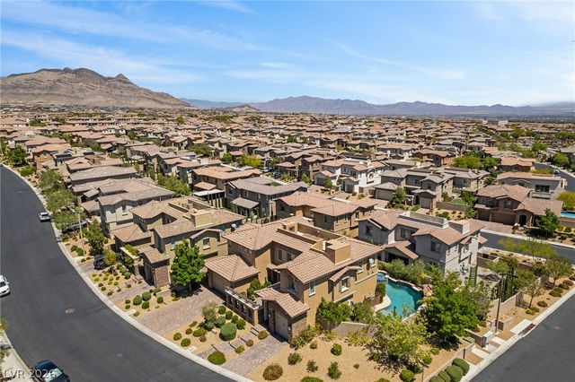 398 Pollino Peaks Street, Las Vegas, NV 89138