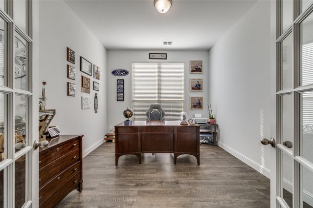 2604 Upland Trail Lane, Aubrey, TX 76227