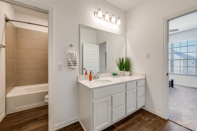 2604 Upland Trail Lane, Aubrey, TX 76227