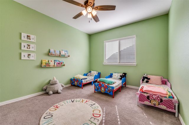 2604 Upland Trail Lane, Aubrey, TX 76227