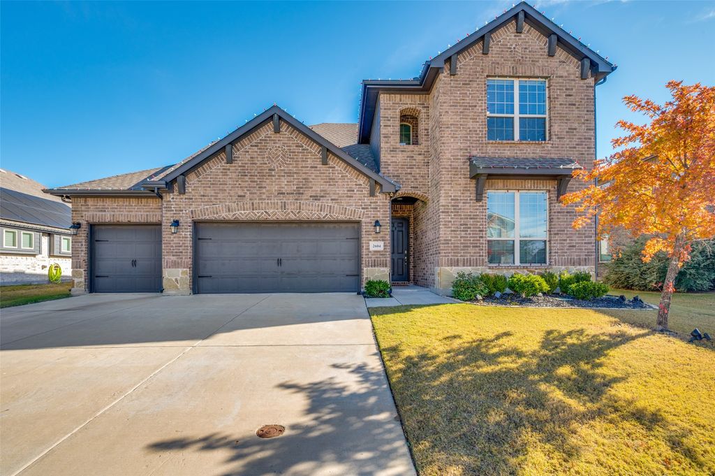 2604 Upland Trail Lane, Aubrey, TX 76227