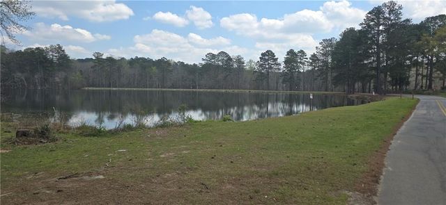 2541 Winding Lake Trail, Conyers, GA 30012