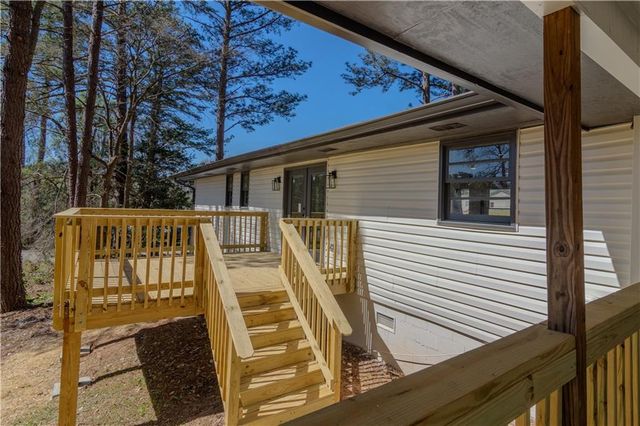 2541 Winding Lake Trail, Conyers, GA 30012