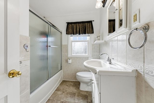 43 Houston Rd, West Springfield, MA 01089