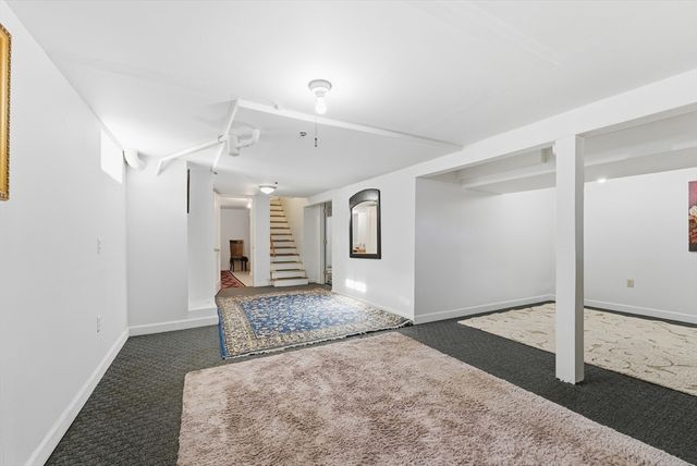 43 Houston Rd, West Springfield, MA 01089