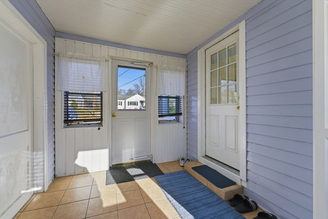 43 Houston Rd, West Springfield, MA 01089