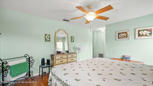 9056 Horizon Drive, Spring Hill, FL 34608