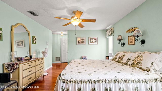 9056 Horizon Drive, Spring Hill, FL 34608