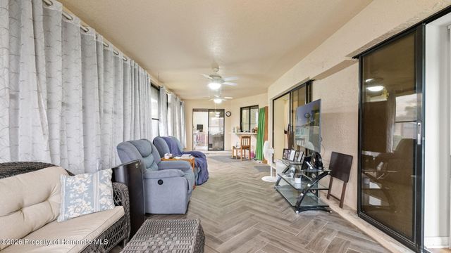 9056 Horizon Drive, Spring Hill, FL 34608