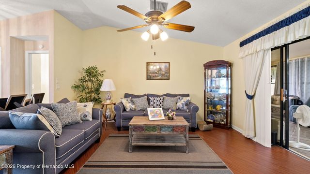 9056 Horizon Drive, Spring Hill, FL 34608