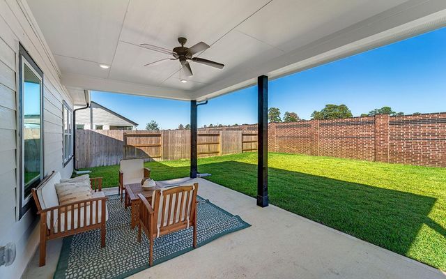 518 French Lavender Lane, Crosby, TX 77532