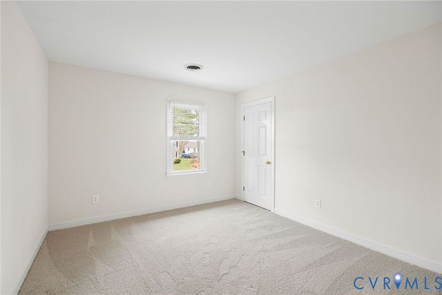 9510 Pine Shadow Dr, Henrico, VA 23238