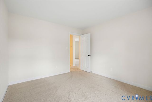 9510 Pine Shadow Dr, Henrico, VA 23238