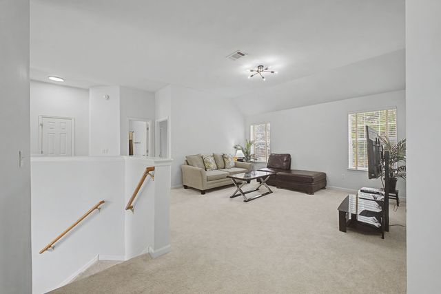 2221 Maple Grove Ln, Nashville, TN 37211