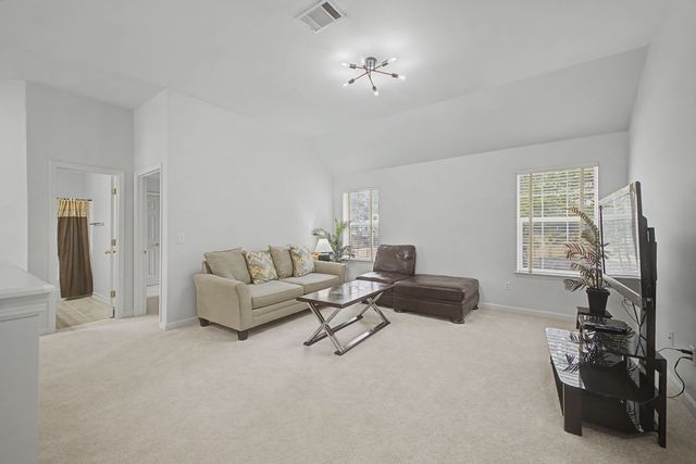 2221 Maple Grove Ln, Nashville, TN 37211