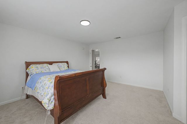 2221 Maple Grove Ln, Nashville, TN 37211