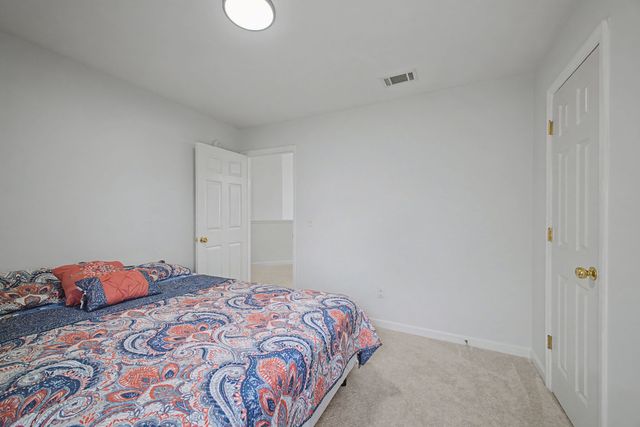 2221 Maple Grove Ln, Nashville, TN 37211