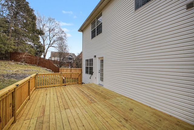 2221 Maple Grove Ln, Nashville, TN 37211