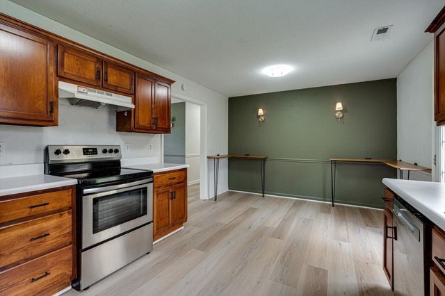 329 Pinewood Drive, Rock Spring, GA 30739