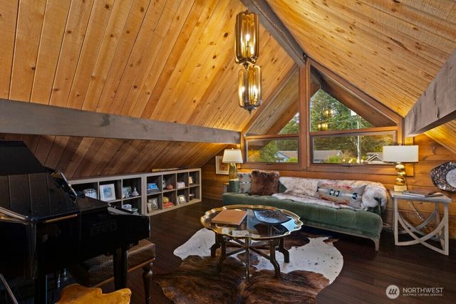 1610 Fawn Court NW, Gig Harbor, WA 98332