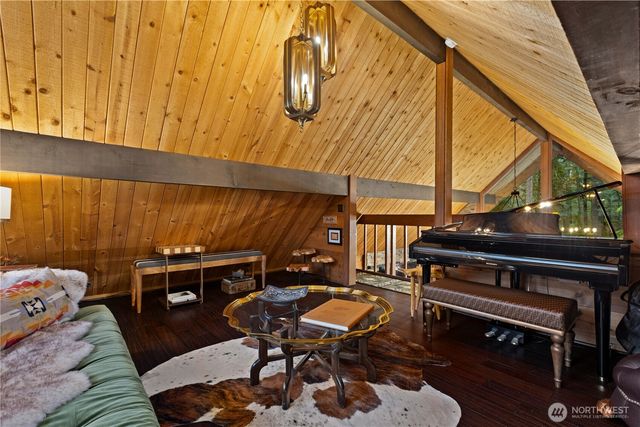 1610 Fawn Court NW, Gig Harbor, WA 98332