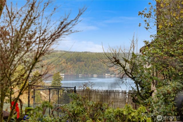 1610 Fawn Court NW, Gig Harbor, WA 98332