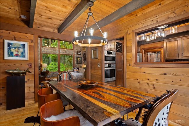 1610 Fawn Court NW, Gig Harbor, WA 98332