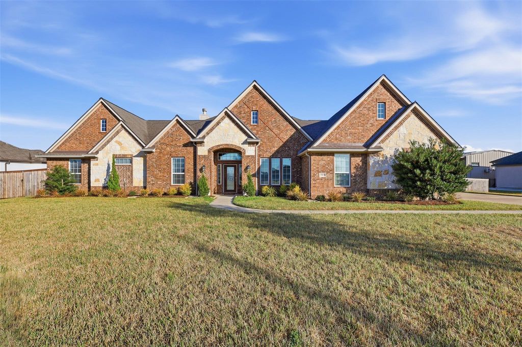 7915 Stratford Hall Drive, Rosharon, TX 77583