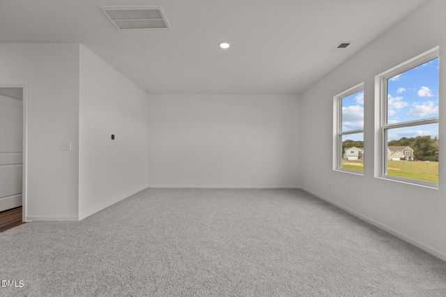 29 Rolling Star Court, Louisburg, NC 27549