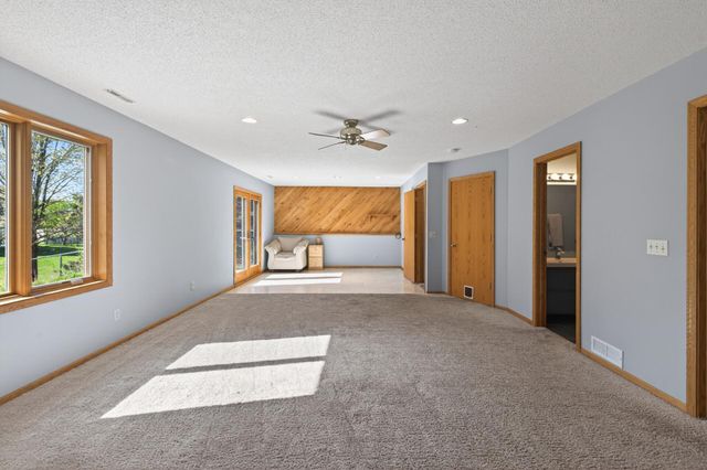 7785 Irvin Avenue S, Cottage Grove, MN 55016