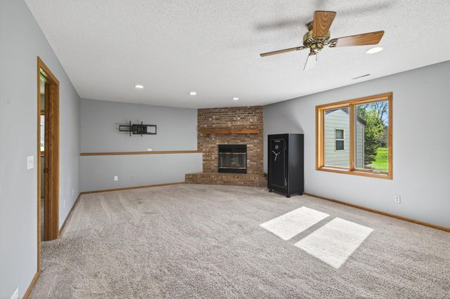 7785 Irvin Avenue S, Cottage Grove, MN 55016