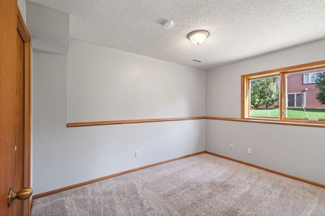 7785 Irvin Avenue S, Cottage Grove, MN 55016