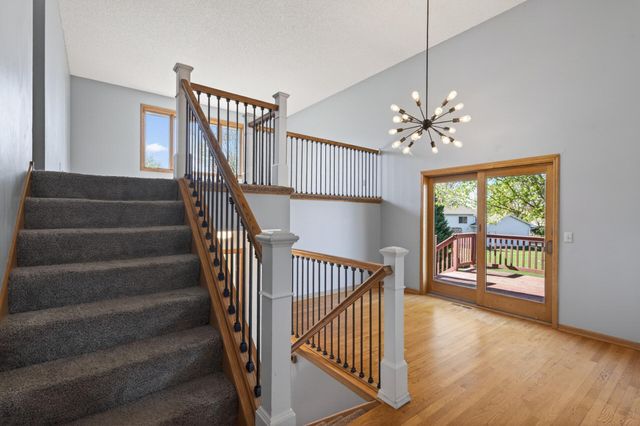 7785 Irvin Avenue S, Cottage Grove, MN 55016