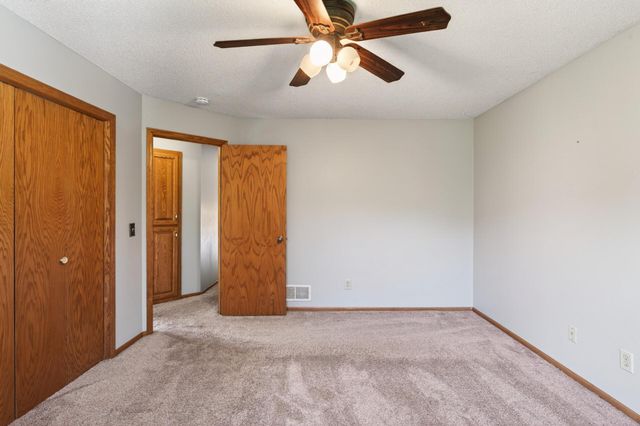 7785 Irvin Avenue S, Cottage Grove, MN 55016