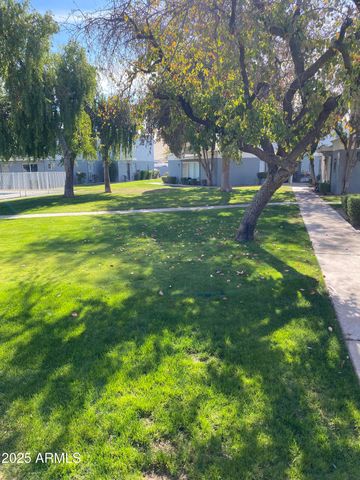 2687 W OCOTILLO Road, Phoenix, AZ 85017