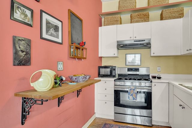 172 Green St 8, Boston, MA 02130