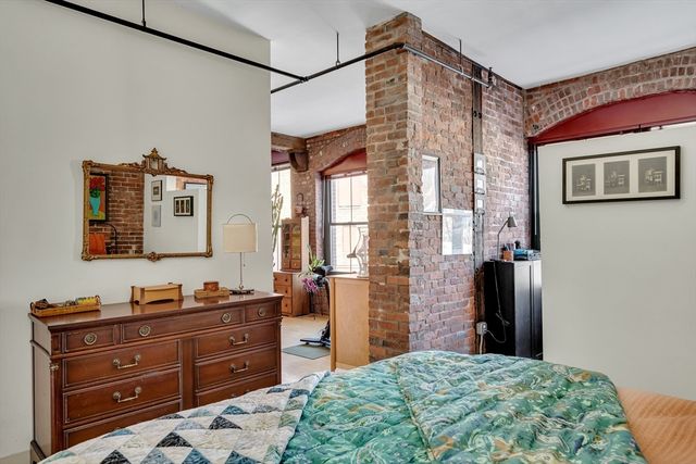 172 Green St 8, Boston, MA 02130