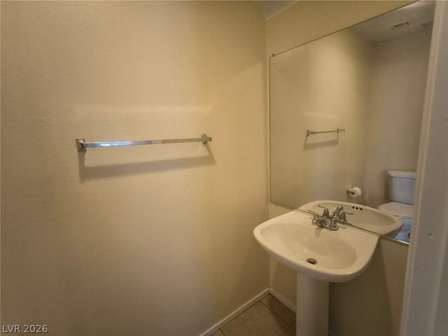 5323 Hanging Tree Lane, Las Vegas, NV 89118