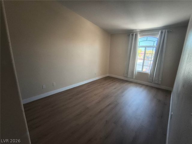 5323 Hanging Tree Lane, Las Vegas, NV 89118