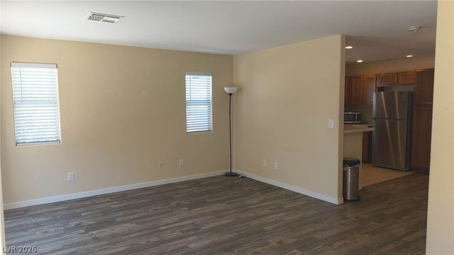 5323 Hanging Tree Lane, Las Vegas, NV 89118