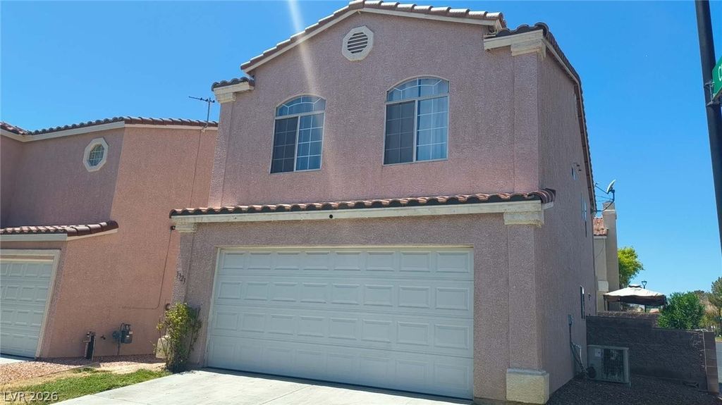 5323 Hanging Tree Lane, Las Vegas, NV 89118